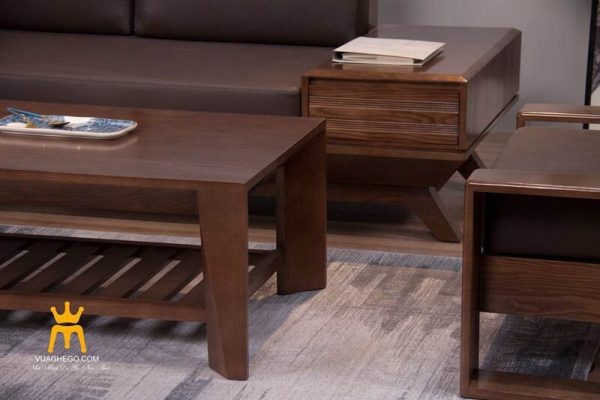 Kinh nghiệm mua bàn ghế gỗ cho phòng khách -  Kiểm tra kỹ lưỡng chất lượng của gỗ 