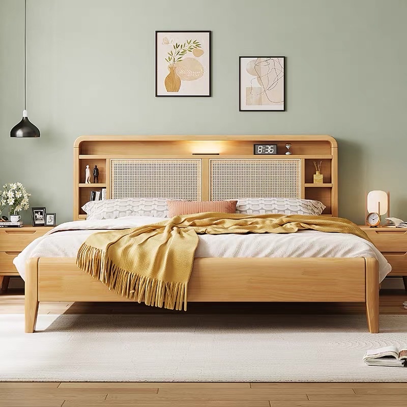 Decor phòng ngủ giường gỗ phong cách vintage
