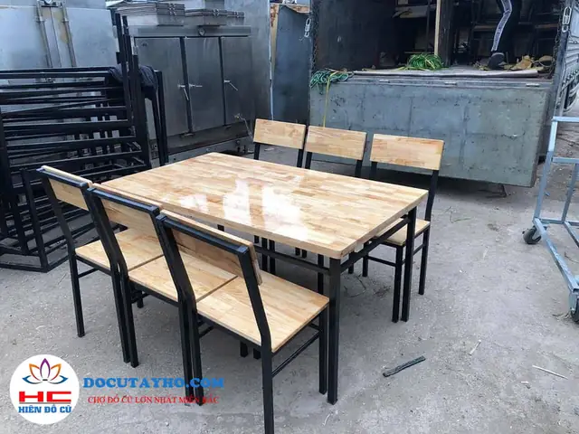 Bàn Ghế Chân Sắt Mặt Gỗ Bàn Ghế Chân Sắt Mặt Gỗ