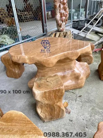 Bàn Ghế Đá Tự Nhiên Yên Bái