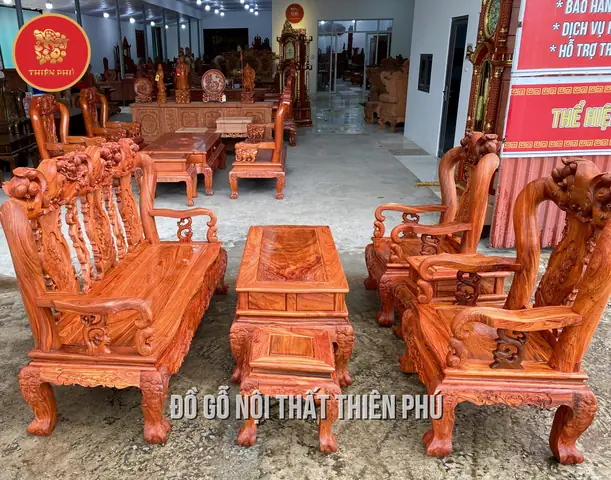 Bàn Ghế Gỗ Hương Đá