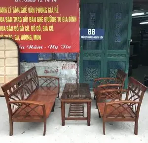 Bàn Ghế Gỗ Phòng Khách Thanh Lý Tại Hà Nội