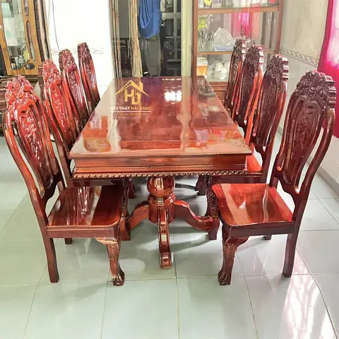 Bàn Ghế Gỗ Sang Trọng