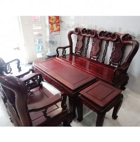 Bàn Ghế Gỗ Sơn Huyết