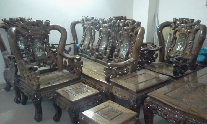 Bàn Ghế Gỗ Thủy Tùng Bàn Ghế Gỗ Thủy Tùng