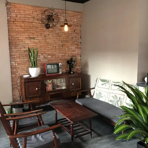 Bàn Ghế Gỗ Vintage