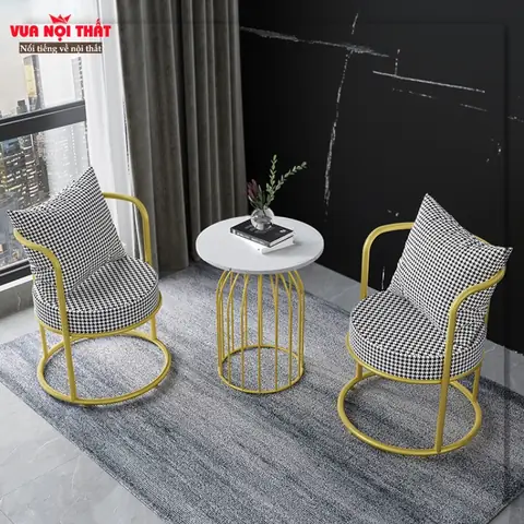 Bàn Ghế Nhỏ Gọn