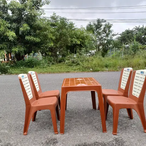 Bàn Ghế Nhựa Thanh Lý