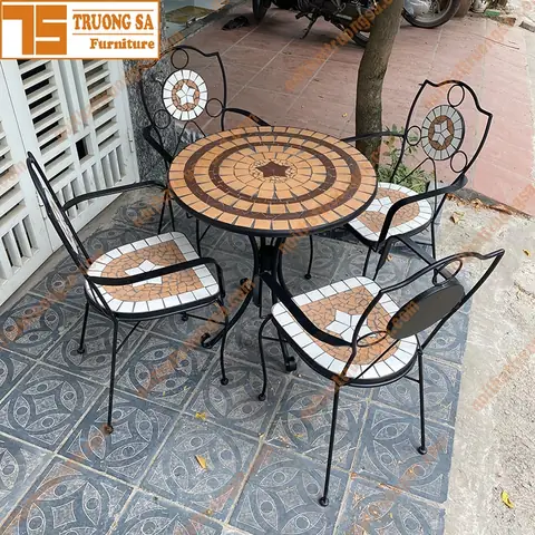 Bàn Ghế Sắt Nghệ Thuật Ở Hà Nội