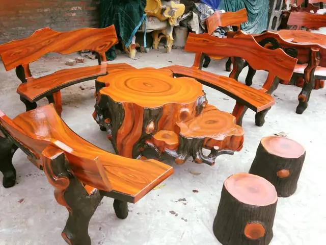 Bàn Ghế Xi Măng Giả Gỗ