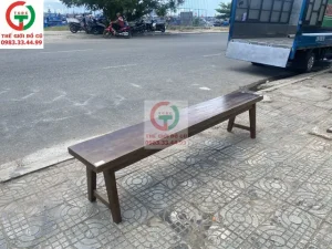Băng Ghế Gỗ Cũ