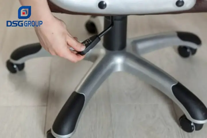 Cách Cho Thấp Ghế Xoay