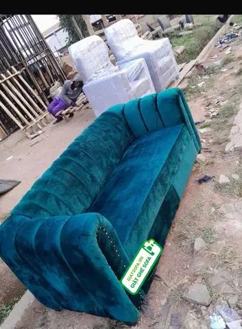 Cách Làm Vệ Sinh Ghế Sofa Nỉ