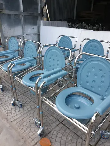 Ghế Bô Vệ Sinh Cho Người Già